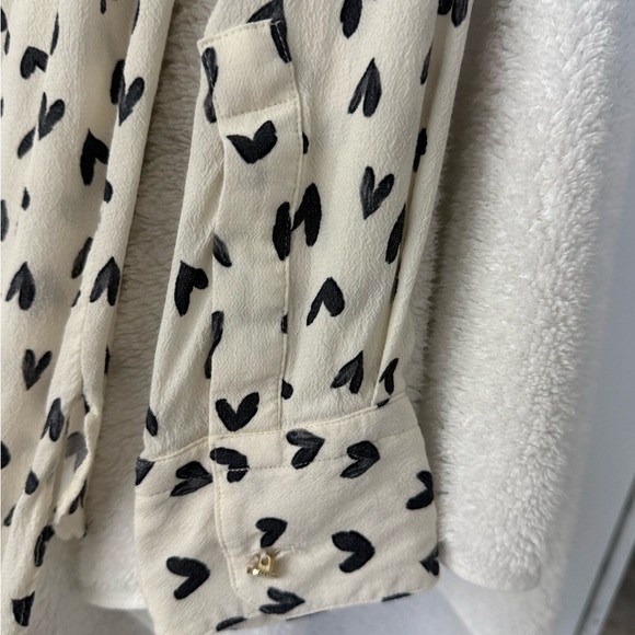 Zara White and Black Casual Button Down Shirt with Heart Print - Picture 8 of 8